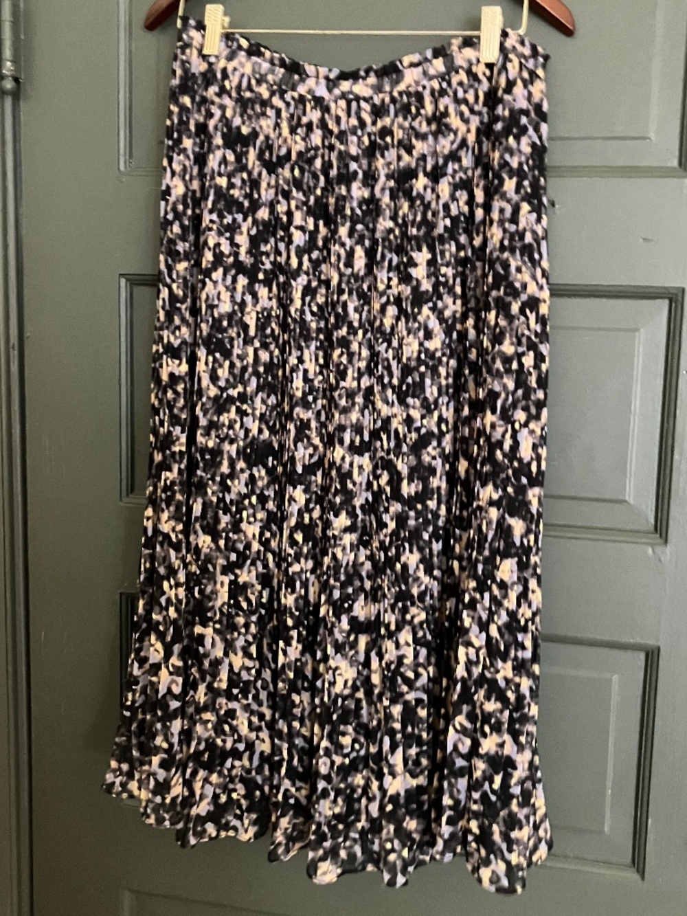 TAHARI Floral Midi Skirt NWOT